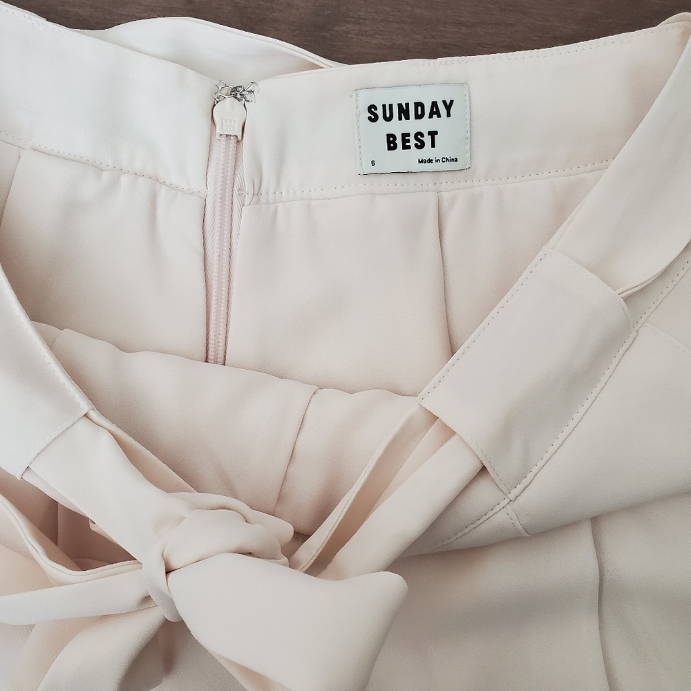 **SOLD**BNWT Aritzia Westley Short (Skort) - Picture 3 of 5